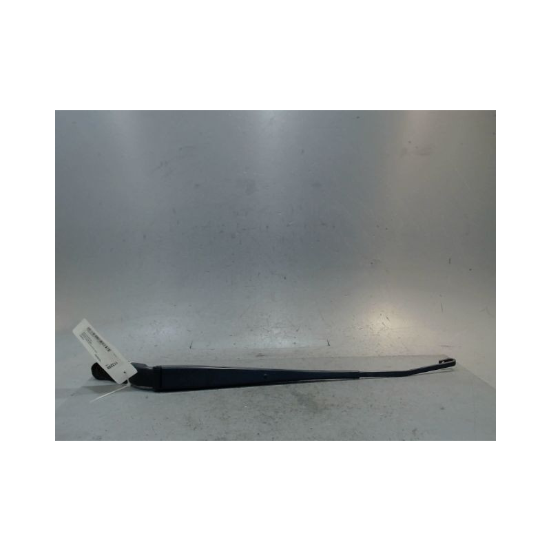 BRAS ESSUIE-GLACE AVANT GAUCHE NISSAN X-TRAIL