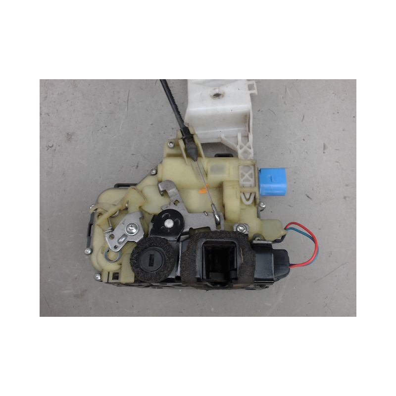 SYSTEME CONDAMNATION ARRIERE GAUCHE VOLKSWAGEN POLO