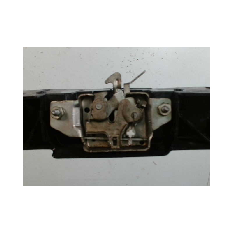 FACE AVANT RENAULT CLIO
