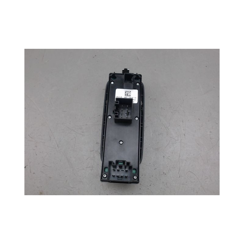 COMMANDE LEVE-GLACE PORTE AVG FORD FIESTA