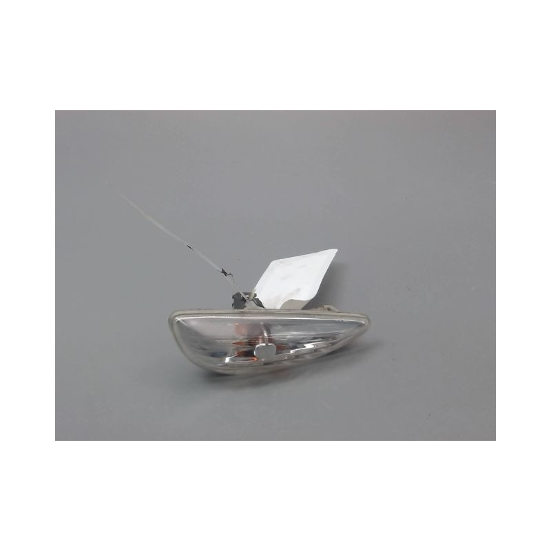 REPETITEUR AILE DROIT KIA VENGA 09-