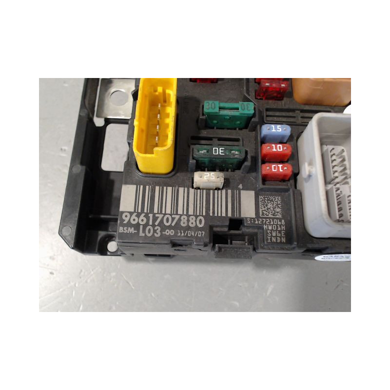 BOITE A FUSIBLES CITROEN C3 2005-