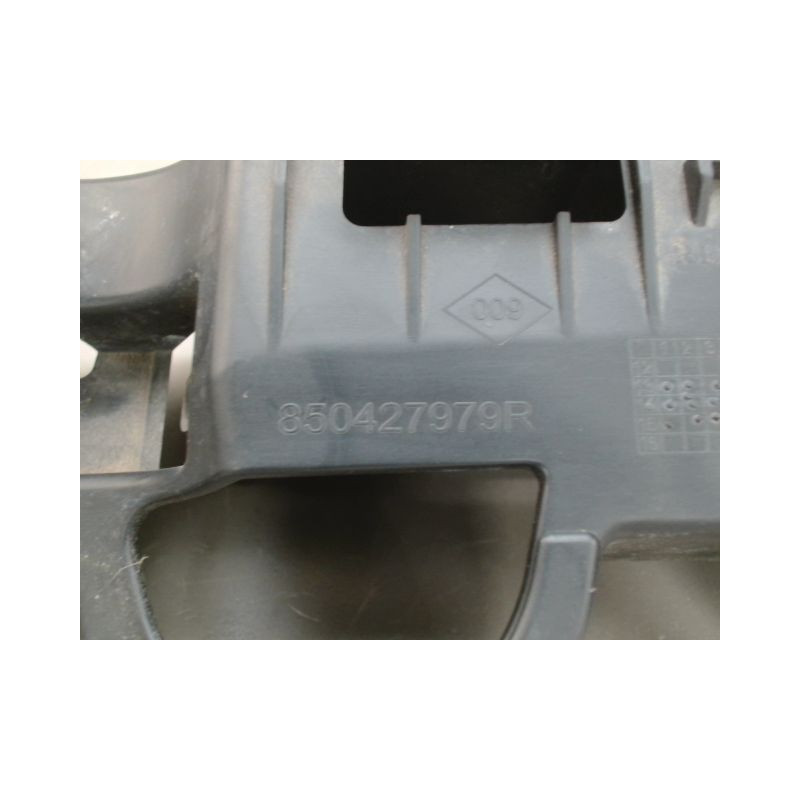 SUPPORT CENTRAL PARE-CHOC ARRIERE  RENAULT CLIO