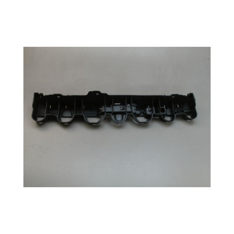 SUPPORT CENTRAL PARE-CHOC ARRIERE  RENAULT CLIO