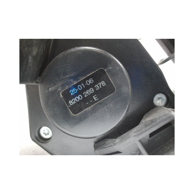 TREUIL DE ROUE DE SECOURS RENAULT CLIO III 2005-