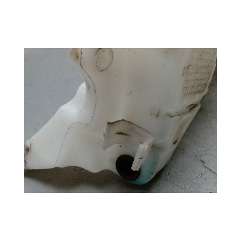 RESERVOIR LAVE-GLACE AVANT FORD KUGA