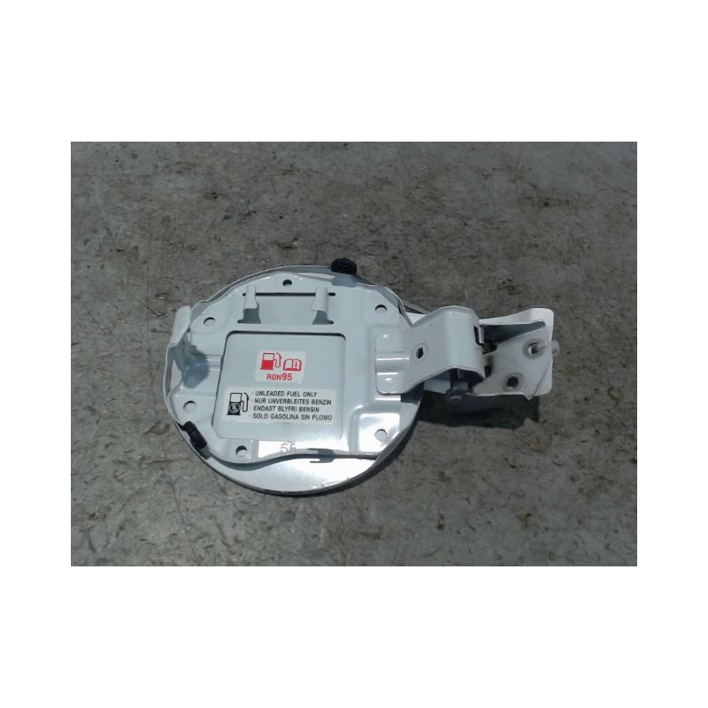 VOLET DE TRAPPE CARBURANT SUZUKI SWIFT