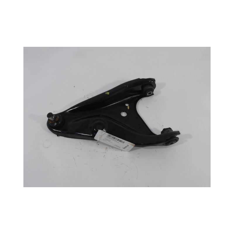 TRIANGLE INFERIEUR AVANT GAUCHE DACIA SANDERO 2008-
