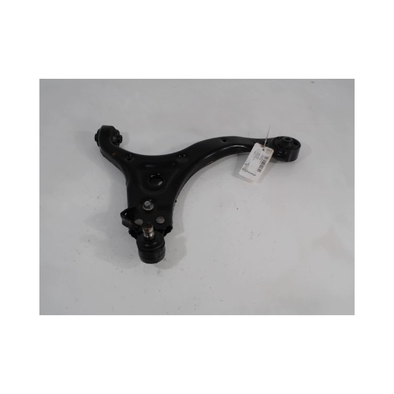 TRIANGLE INFERIEUR AVANT DROIT KIA CARNIVAL