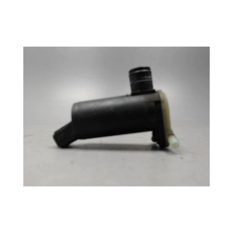 POMPE LAVE-GLACE AVANT MAZDA 2
