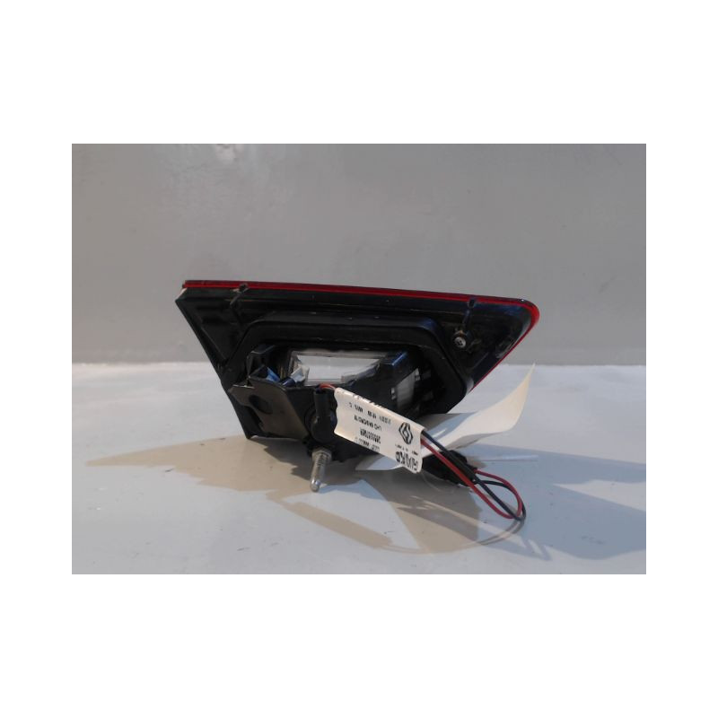 FEU ARRIERE INTERIEUR DROIT RENAULT CLIO IV
