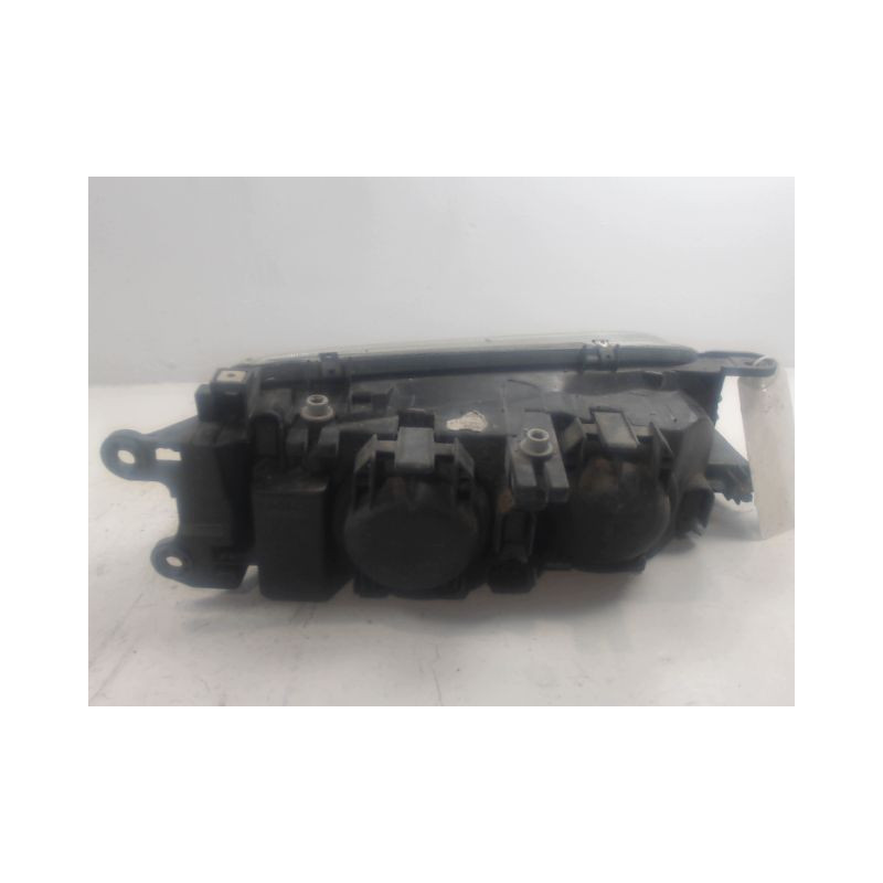PHARE GAUCHE MAZDA 626 97-99