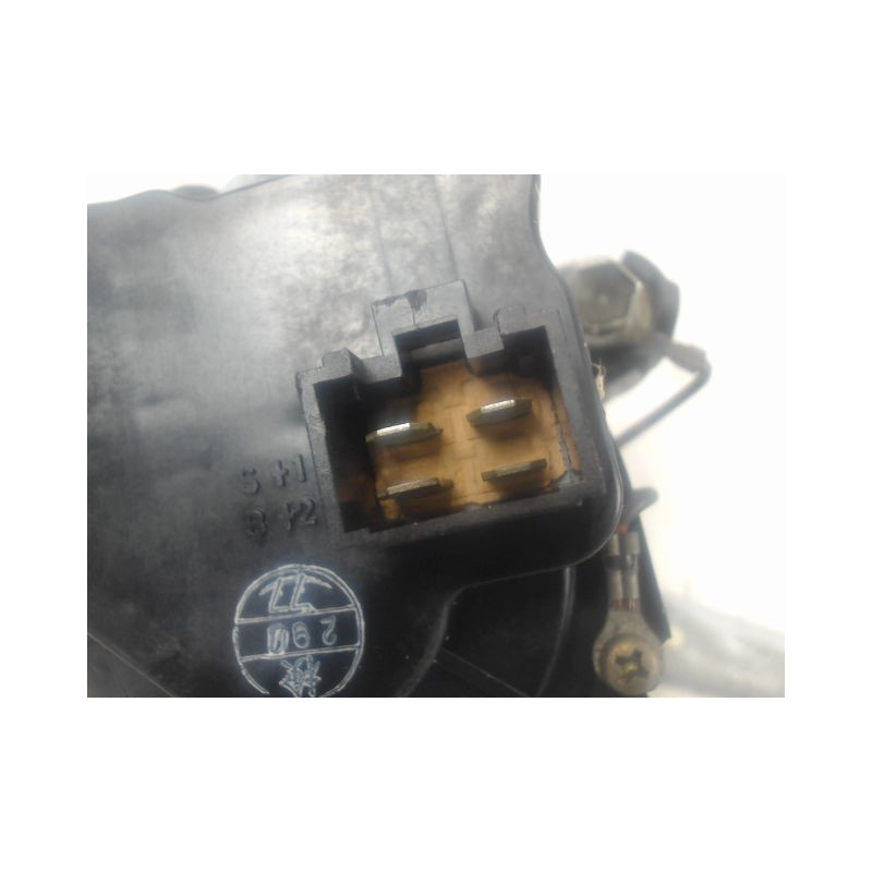 MECANISME ESSUIE-GLACE AVANT MAZDA 626 97-99