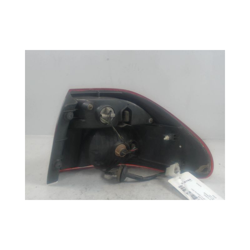FEU ARRIERE GAUCHE  MAZDA 626 2000-2001