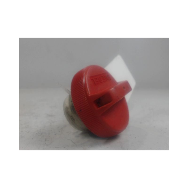 BOUCHON RESERVOIR A CARBURANT MAZDA 626 2000-2001