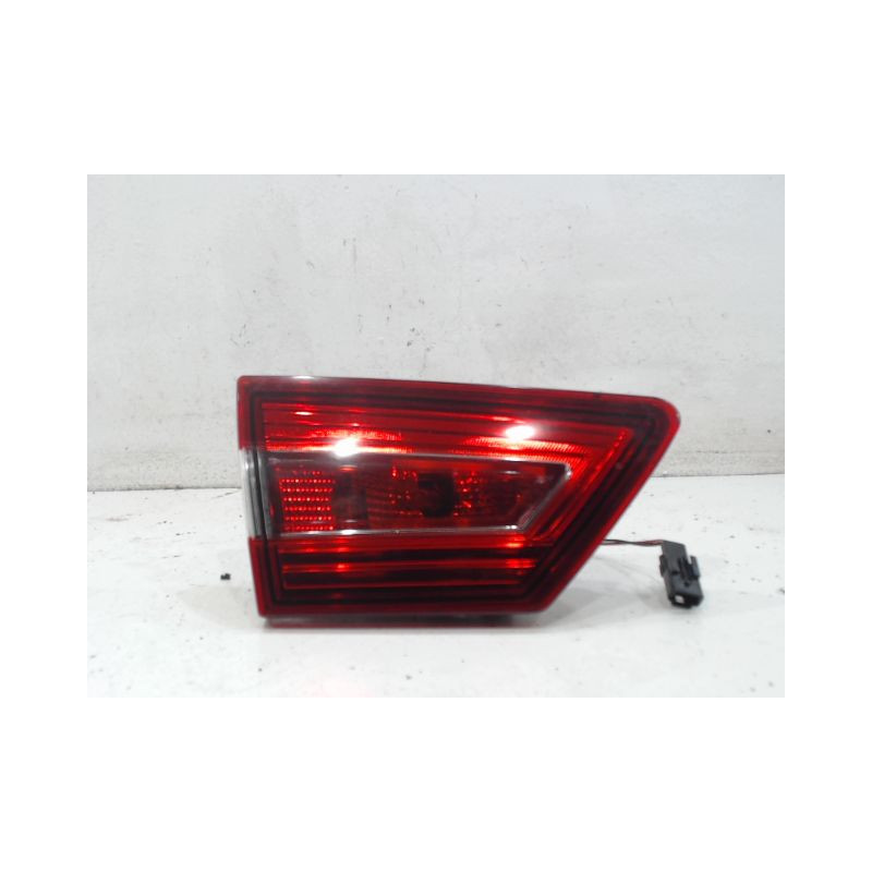 FEU ARRIERE INTERIEUR DROIT RENAULT CLIO