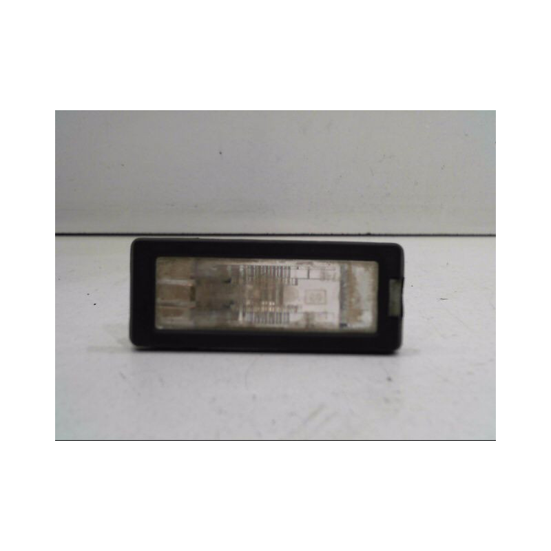 ECLAIREUR PLAQUE DE POLICE DROIT RENAULT CAPTUR