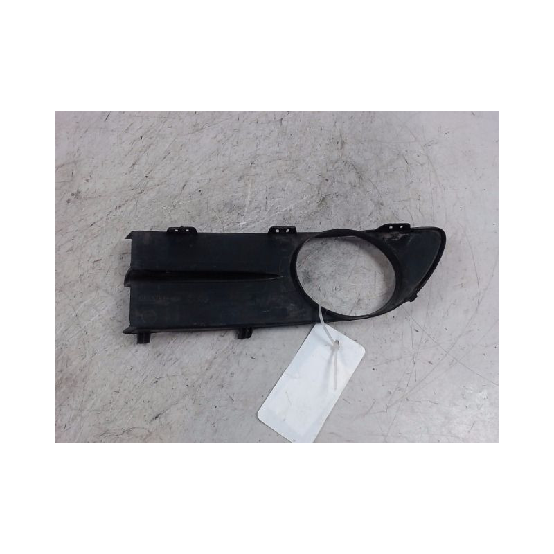 OBTURATEUR PHARE ADDITIONNEL PARE-CHOC AVD RENAULT LAGUNA II 00-2005