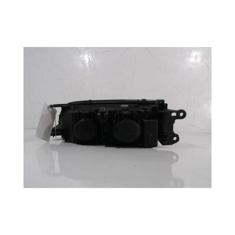 PHARE DROIT MAZDA 626 97-99