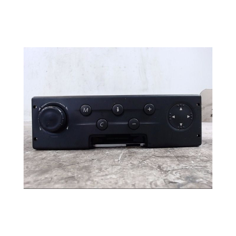 ECRAN GPS RENAULT LAGUNA II 00-2005