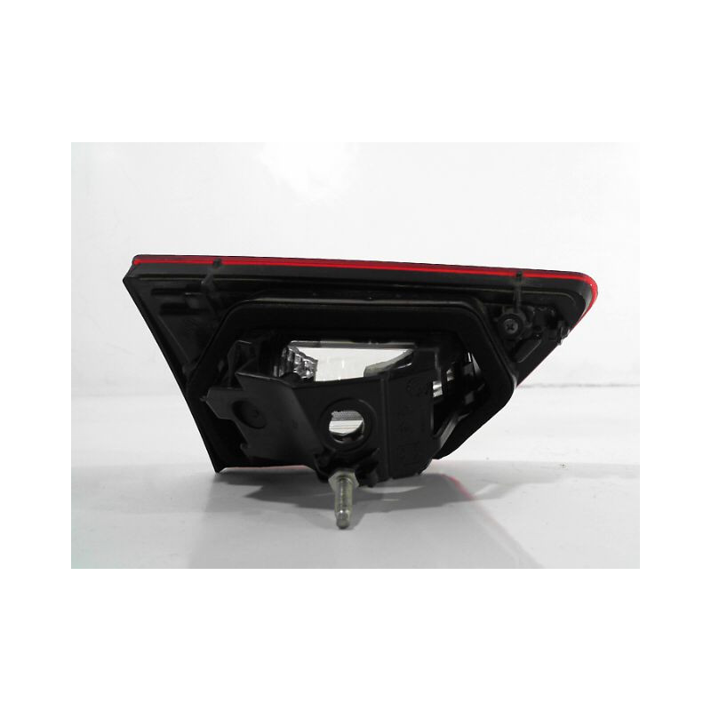 FEU ARRIERE INTERIEUR DROIT RENAULT CLIO IV 2012-