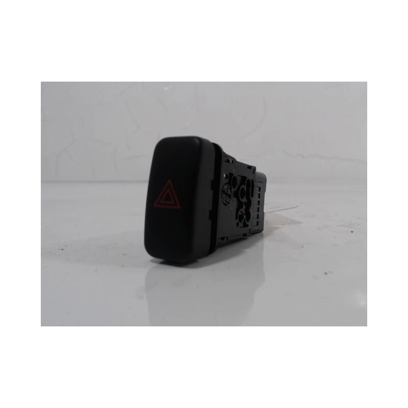 BOUTON DE WARNING MAZDA 626 97-99