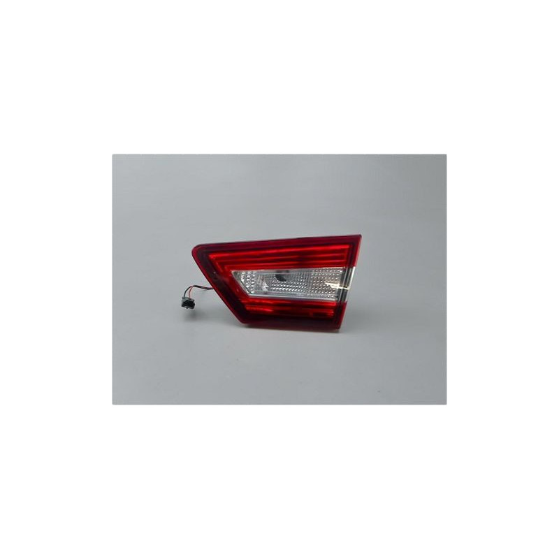 FEU ARRIERE INTERIEUR DROIT RENAULT CLIO