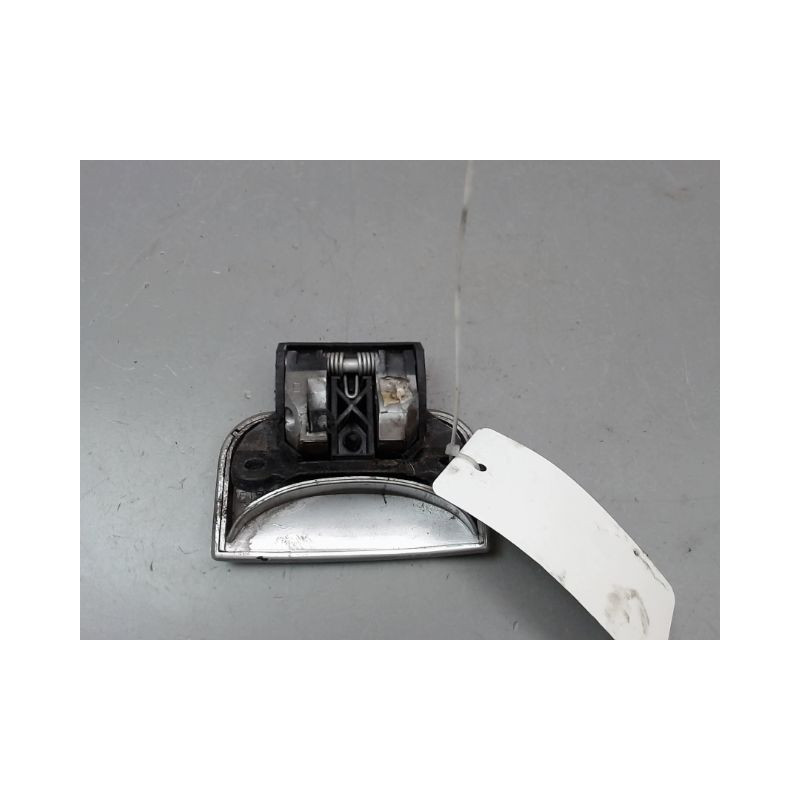 POIGNEE EXTERIEURE PORTE AVANT DROIT CITROEN SAXO Phase 2 1999-2004