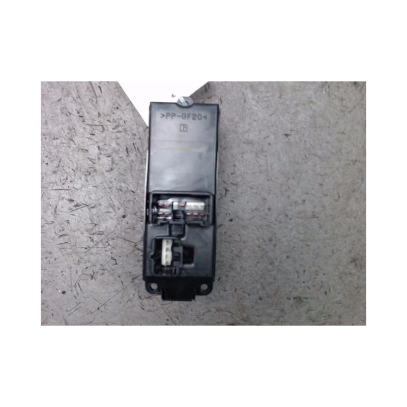 COMMANDE LEVE-GLACE PORTE AVG MAZDA MAZDA 6 5P