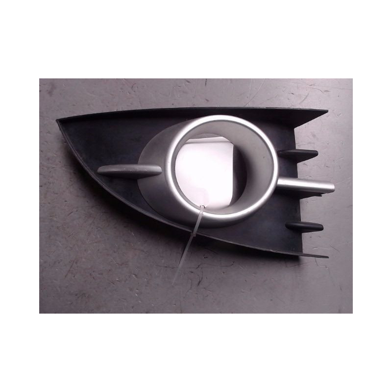 OBTURATEUR PHARE ADDITIONNEL PARE-CHOC AVD RENAULT SCENIC II PH2 2006-