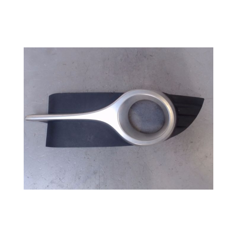 OBTURATEUR PHARE ADDITIONNEL PARE-CHOC AVG RENAULT ESPACE 2006-