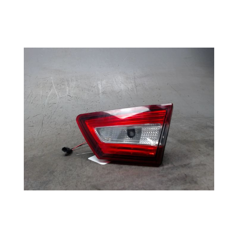 FEU ARRIERE INTERIEUR DROIT RENAULT CLIO