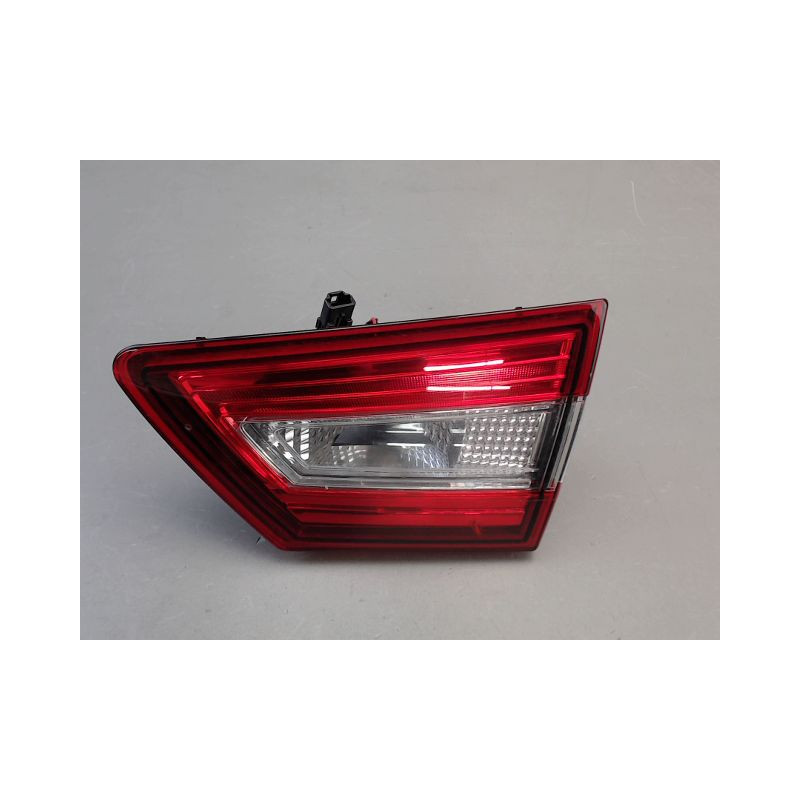 FEU ARRIERE INTERIEUR DROIT RENAULT CLIO