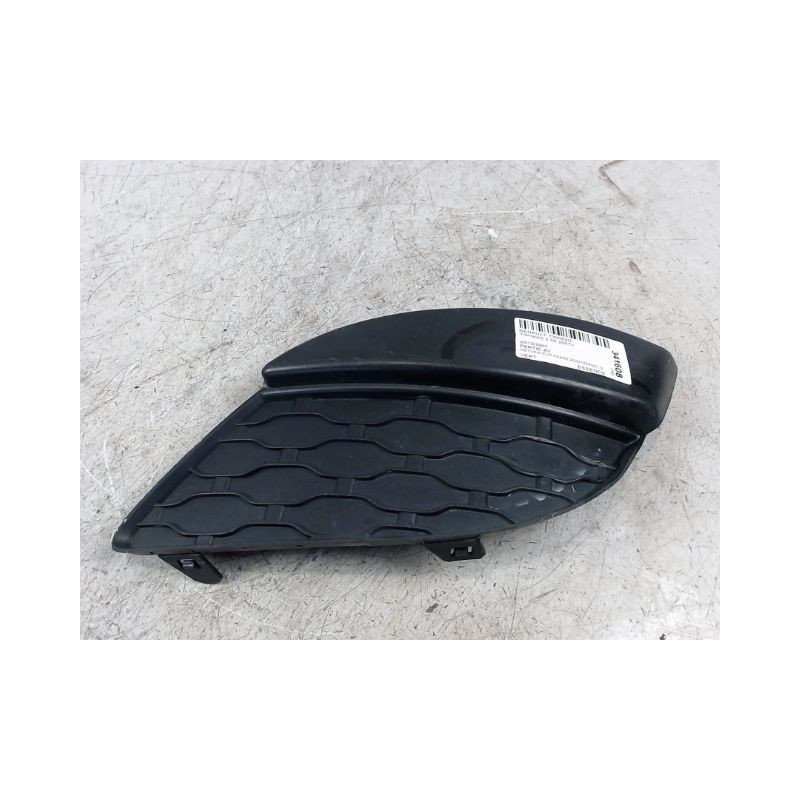 OBTURATEUR PHARE ADDITIONNEL PARE-CHOC AVG RENAULT TWINGO 2 2007-