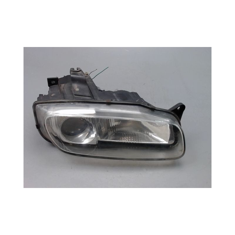 PHARE DROIT MAZDA 323 96-98