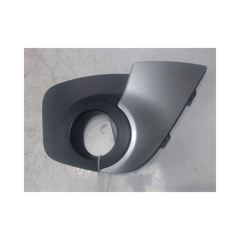 OBTURATEUR PHARE ADDITIONNEL PARE-CHOC AVG RENAULT TWINGO 2 2010-