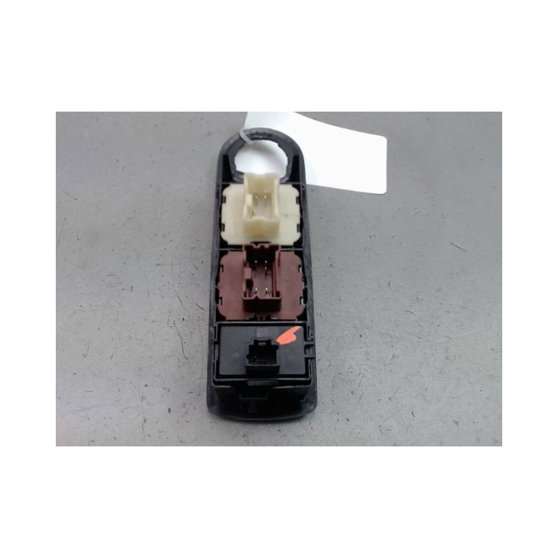 COMMANDE LEVE-GLACE PORTE AVG RENAULT CAPTUR Phase 1 2013-...