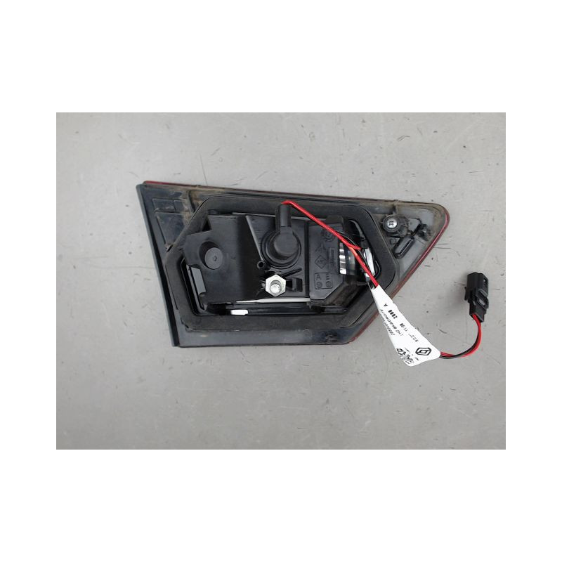 FEU ARRIERE INTERIEUR DROIT RENAULT CLIO