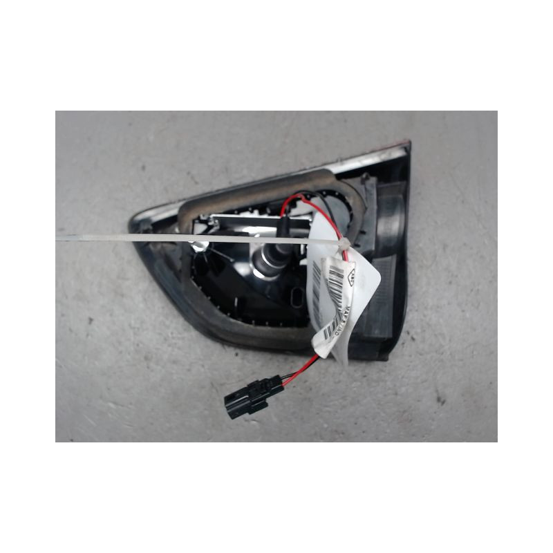 FEU ARRIERE INTERIEUR GAUCHE RENAULT CLIO