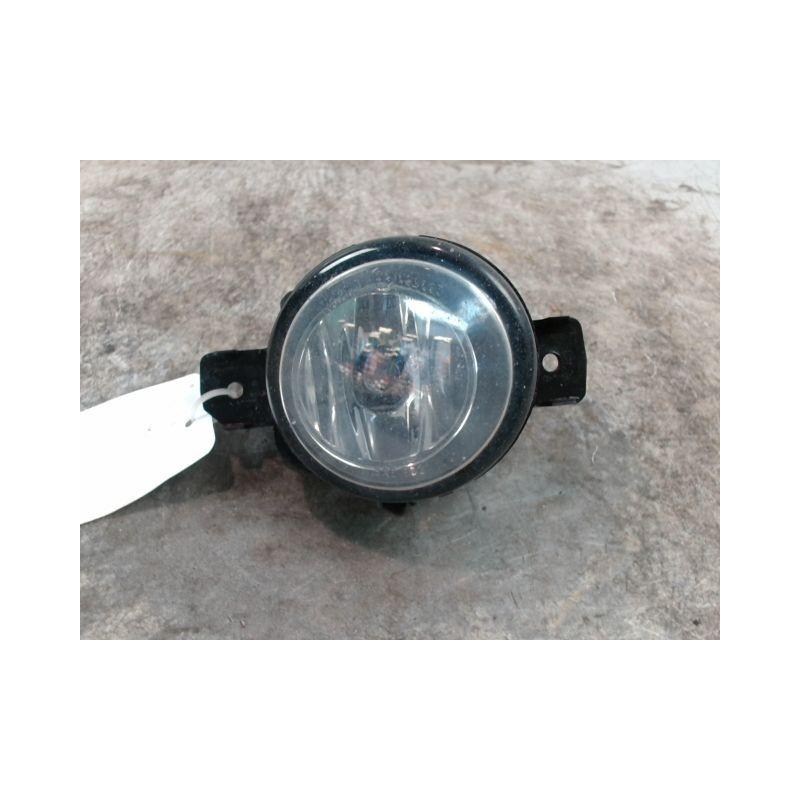 PHARE ANTIBROUILLARD AVANT DROIT RENAULT CLIO II PH.2 01-06