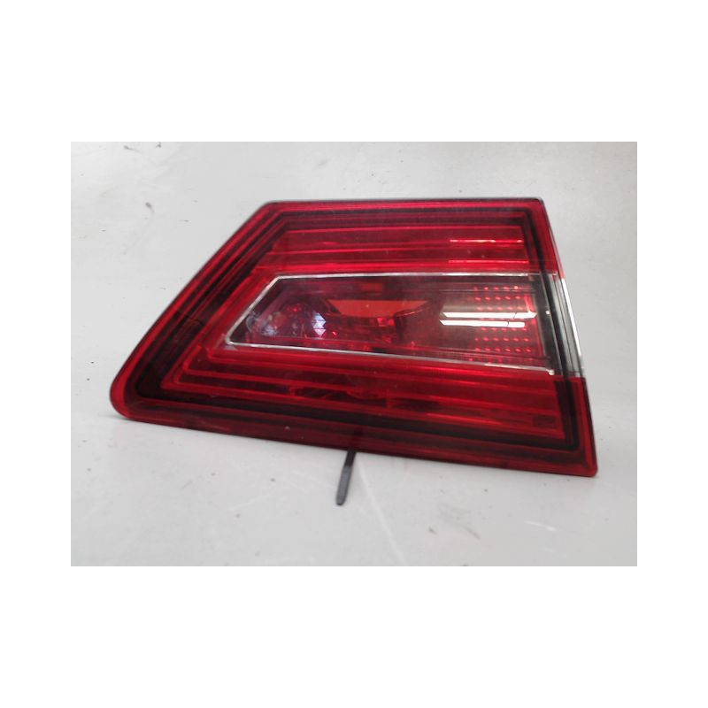 FEU ARRIERE INTERIEUR GAUCHE RENAULT CLIO