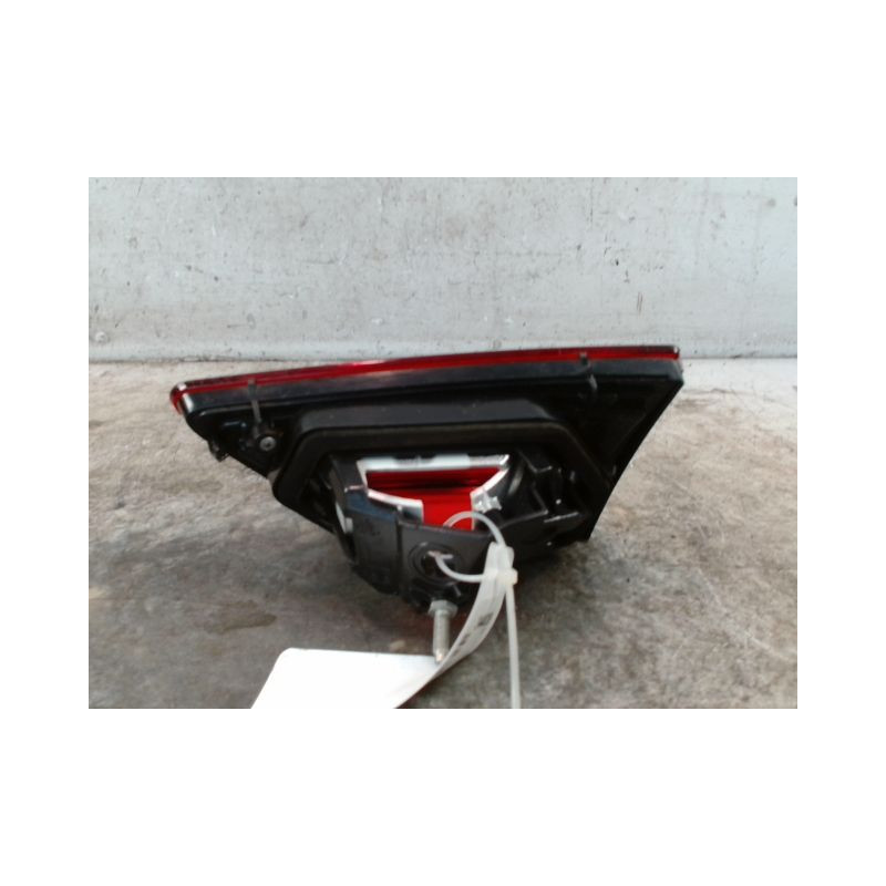 FEU ARRIERE INTERIEUR GAUCHE RENAULT CLIO IV