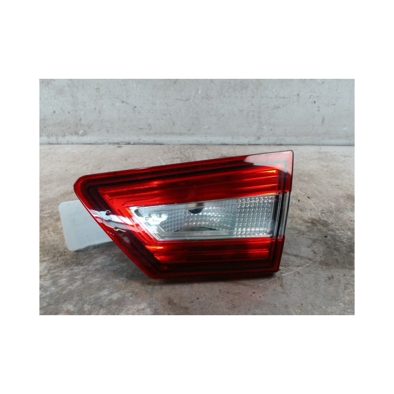 FEU ARRIERE INTERIEUR DROIT RENAULT CLIO IV