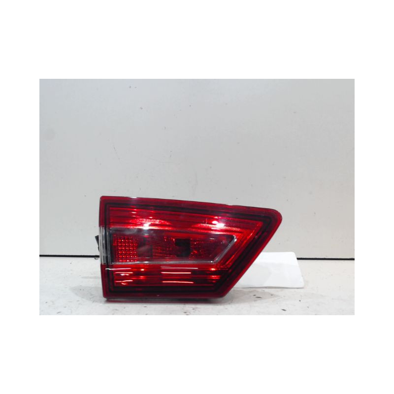 FEU ARRIERE INTERIEUR GAUCHE RENAULT CLIO