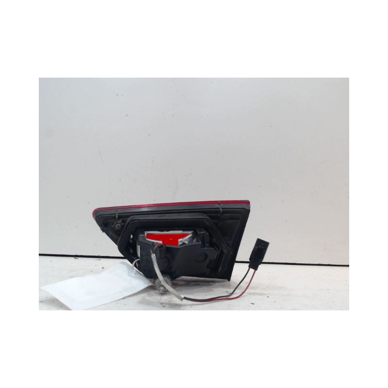 FEU ARRIERE INTERIEUR GAUCHE RENAULT CLIO