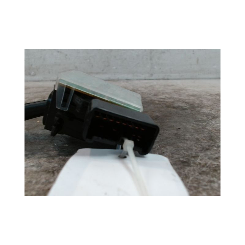 COMMANDE ESSUIE GLACE MAZDA B2500 SIMPLE CABINE