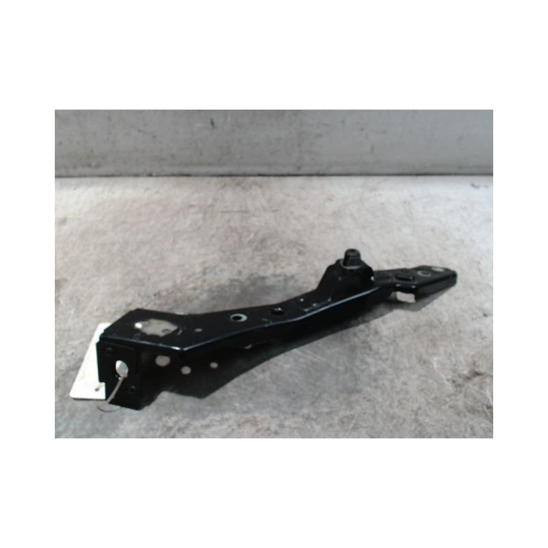 ENJOLIVEUR PHARE GAUCHE RENAULT MEGANE III 2008-