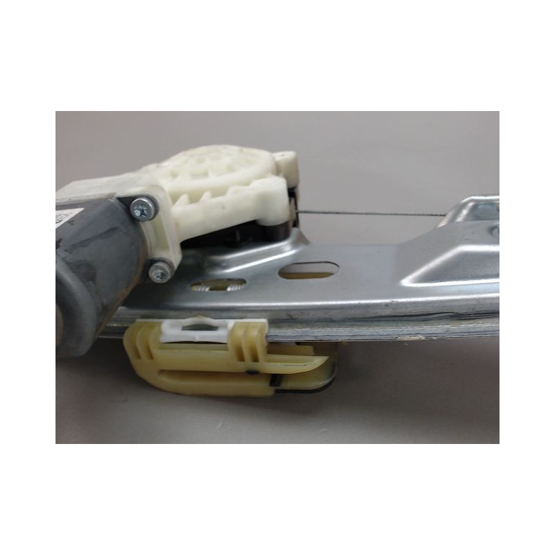 MECANISME LEVE-GLACE ARRIERE DROIT FORD FOCUS