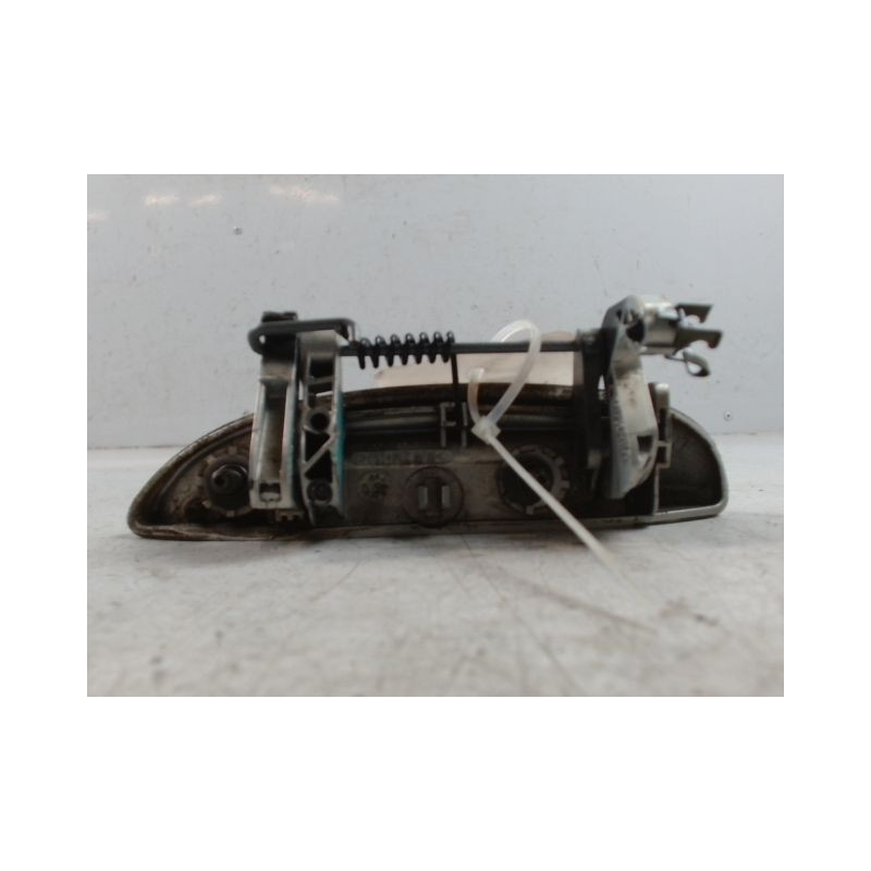 POIGNEE EXTERIEURE PORTE ARRIERE DROIT RENAULT CLIO II PH.2 01-06