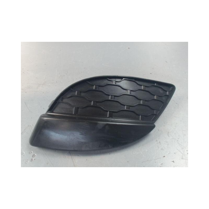 OBTURATEUR PHARE ADDITIONNEL PARE-CHOC AVG RENAULT TWINGO 2 2009-